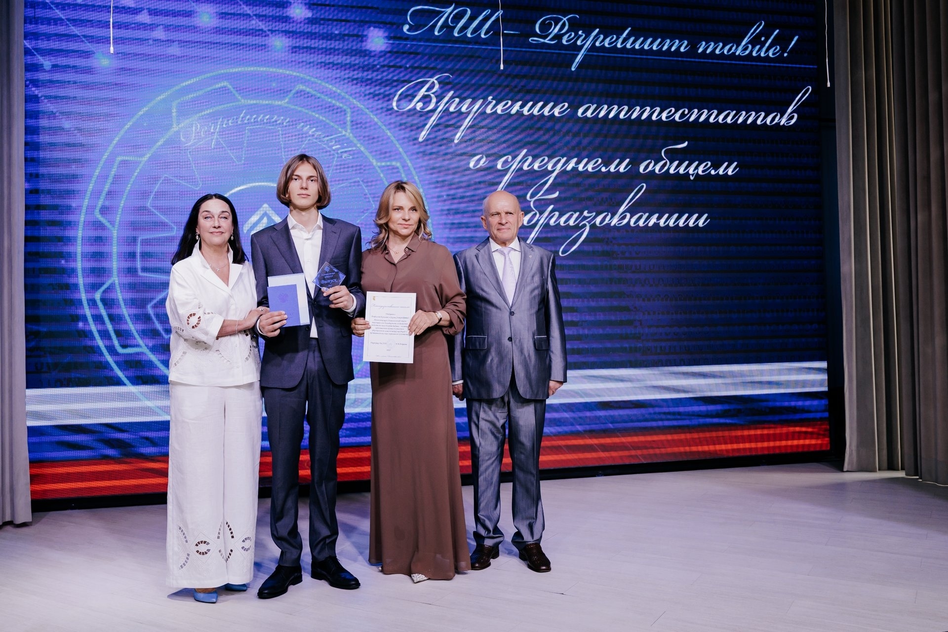 photoNews